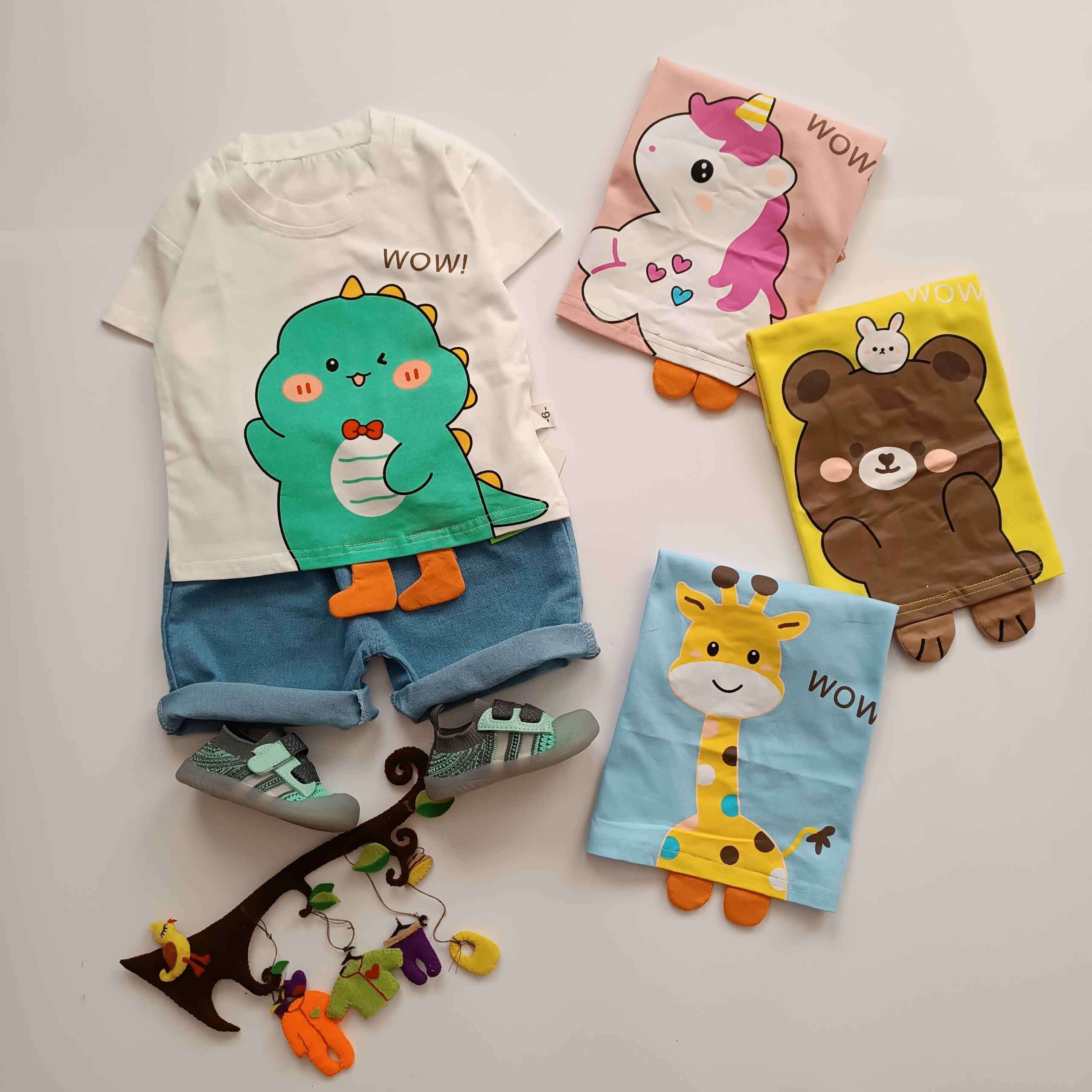 IMG_۲۰۲۳۰۵۲۵_۱۱۴۲۱۶ تیشرت و شلوارک wow - Image 1